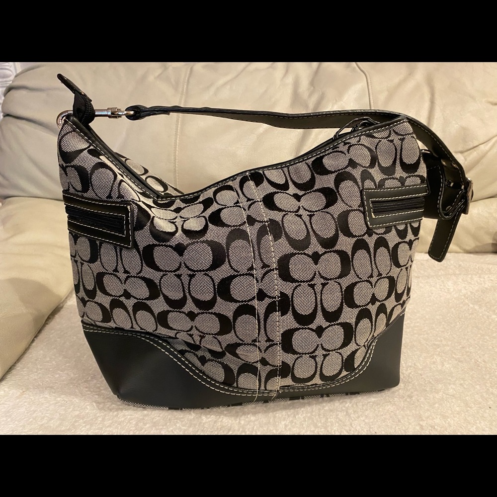 Coach Signature Jacquard Black / Gray Shoulder bag - Picture 3 of 10